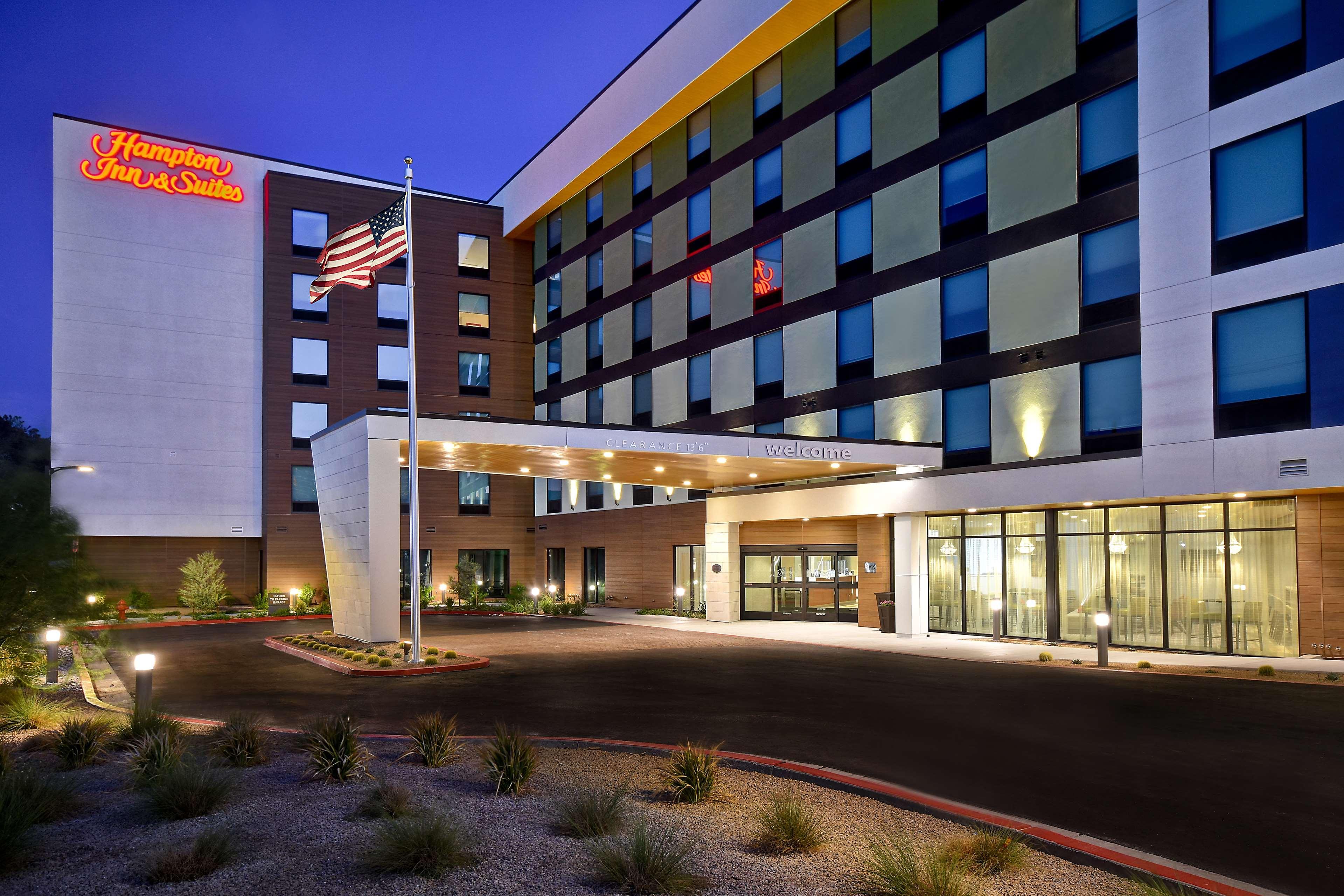 Home2 Suites By Hilton Las Vegas Convention Center - No Resort Fee Exteriér fotografie