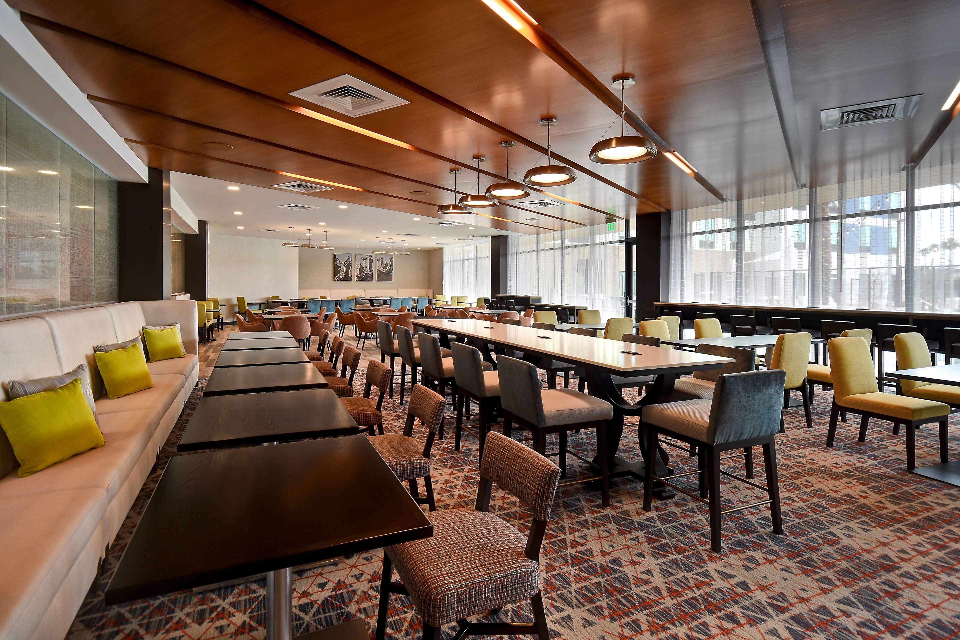 Home2 Suites By Hilton Las Vegas Convention Center - No Resort Fee Exteriér fotografie