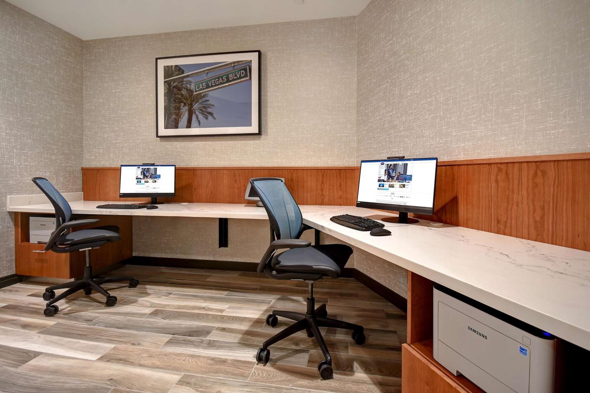 Home2 Suites By Hilton Las Vegas Convention Center - No Resort Fee Exteriér fotografie