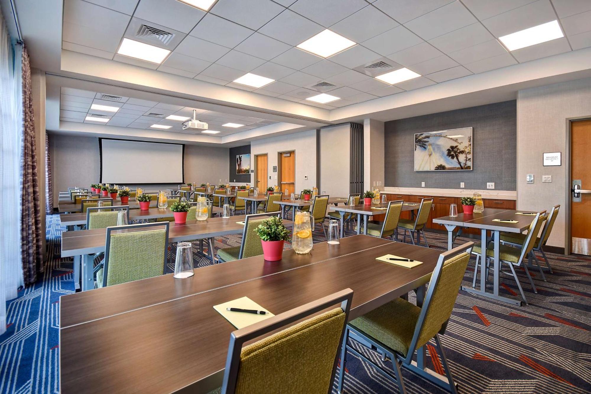 Home2 Suites By Hilton Las Vegas Convention Center - No Resort Fee Exteriér fotografie