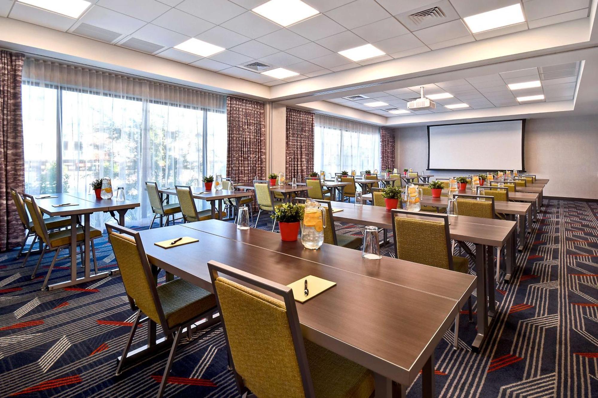 Home2 Suites By Hilton Las Vegas Convention Center - No Resort Fee Exteriér fotografie