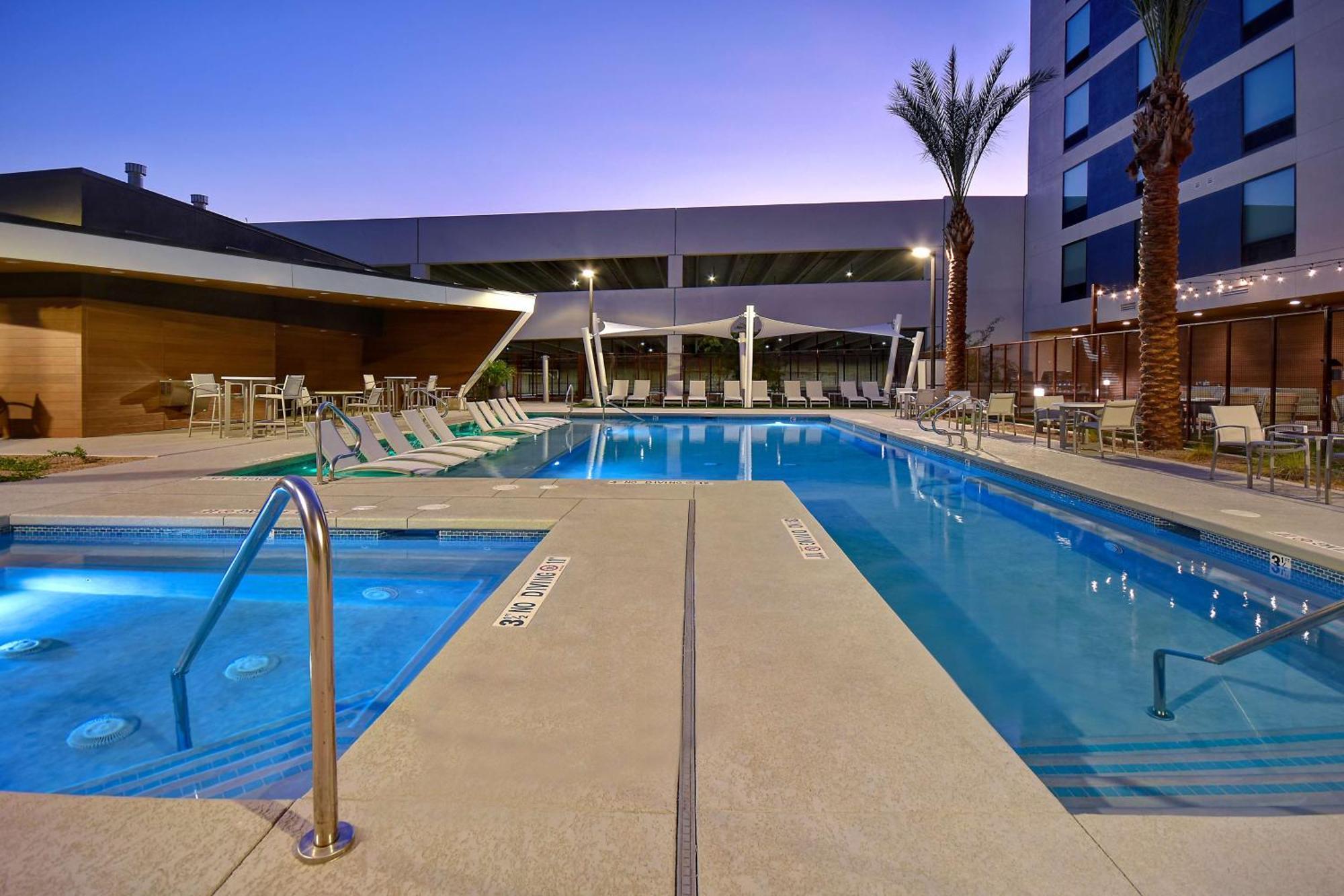 Home2 Suites By Hilton Las Vegas Convention Center - No Resort Fee Exteriér fotografie