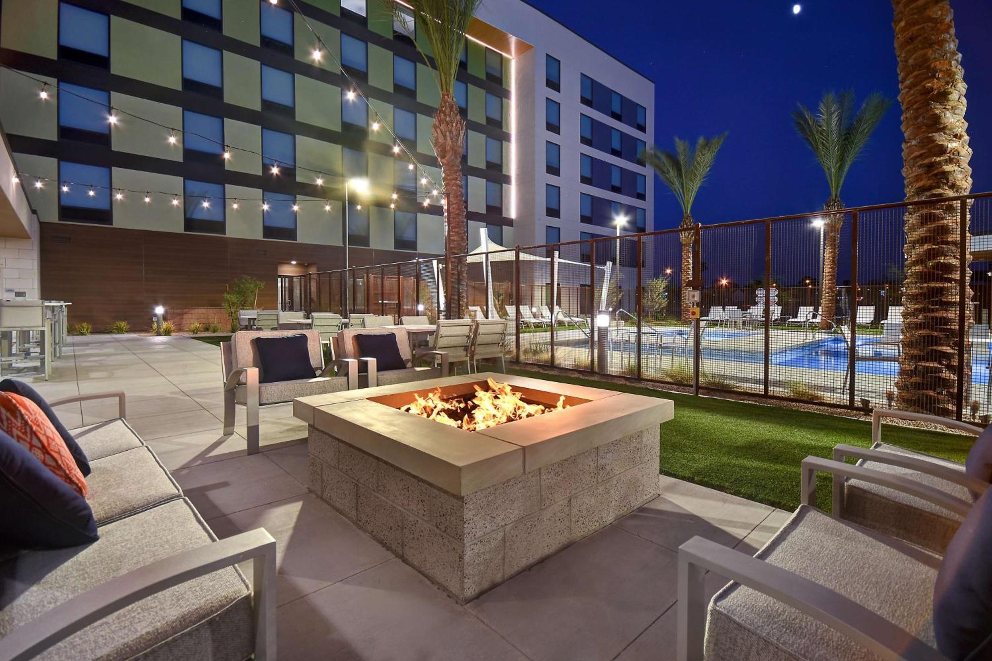Home2 Suites By Hilton Las Vegas Convention Center - No Resort Fee Exteriér fotografie
